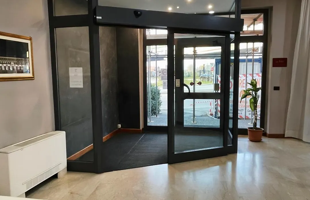 Aba Hotel-1